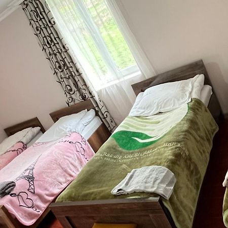 Ciuri'S Guesthouse Zhabeshi Dış mekan fotoğraf