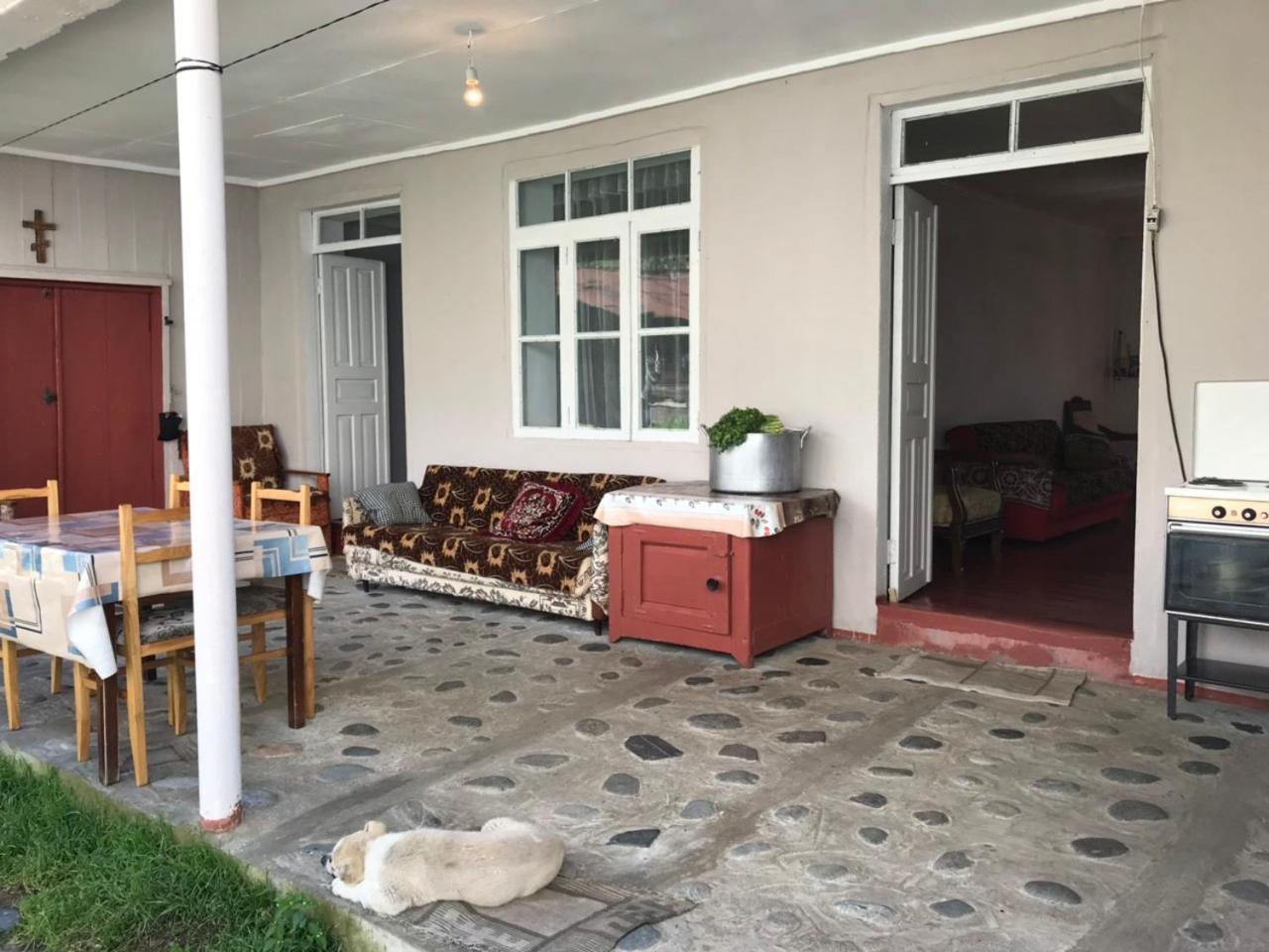 Ciuri'S Guesthouse Zhabeshi Dış mekan fotoğraf