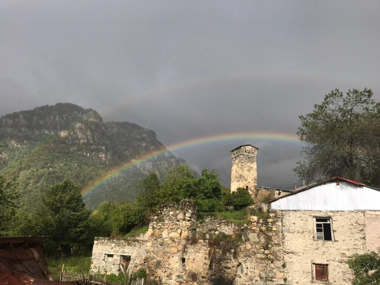 Ciuri'S Guesthouse Zhabeshi Dış mekan fotoğraf