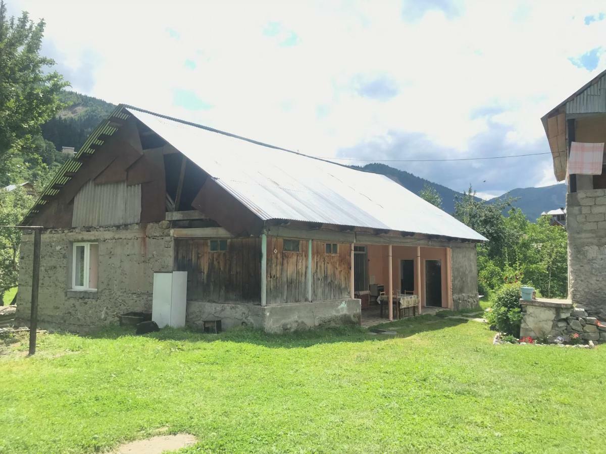 Ciuri'S Guesthouse Zhabeshi Dış mekan fotoğraf